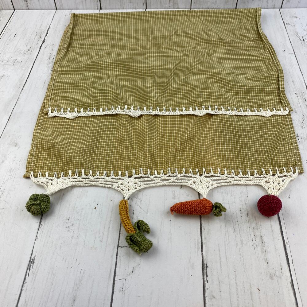 VTG 3d Crocheted Veggie & Fruit Green Edge Kitchen Hand Tea Towels